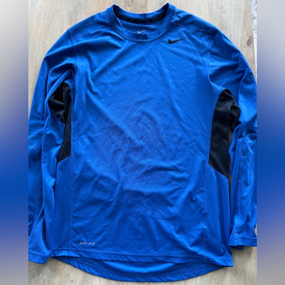 Men's Nike DRI-FIT Athletic Tee - Picture 2 of 7